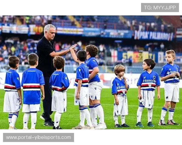 穆里尼奥现身罗马青年队比赛考察，重点关注锋线小将